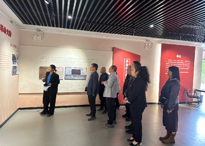 寻红色根脉 创传播新声(图2) 微信图片_20261023145946_31_331_副本.jpg